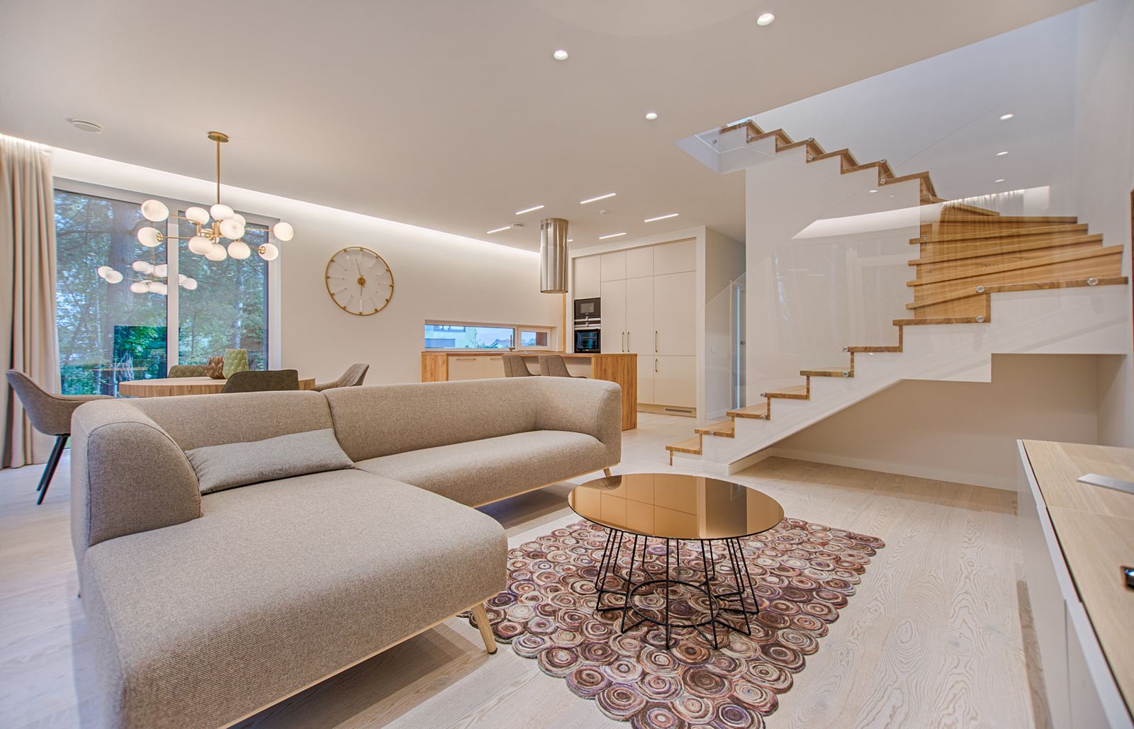 Studios interiors, Dubai